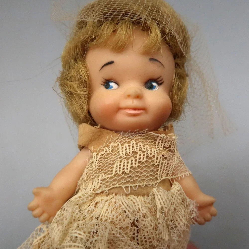 Vintage PEE WEE Dolls Uneeda 1965 Peewees 4